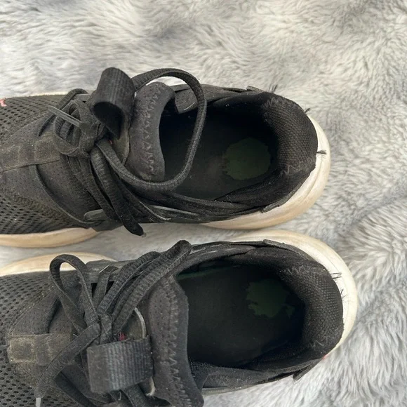 Puma Kids Sneakers Black and Pink - Picture 4 of 5